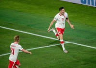 欧洲杯西班牙波兰直播:欧洲杯西班牙波兰直播回放