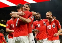 欧洲杯决赛直播fifa:欧洲杯决赛直播回放